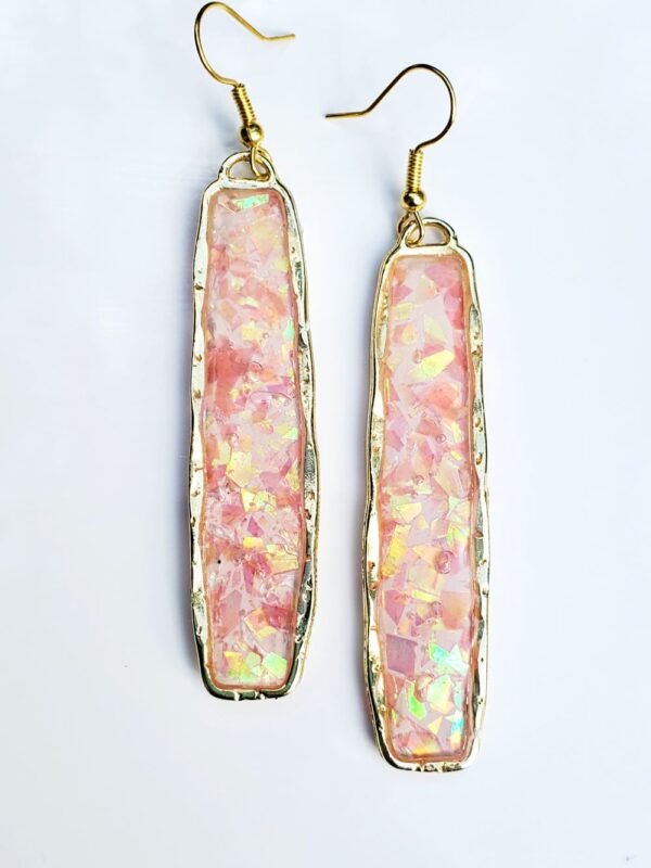 Shimmer - Dangle Bezel
